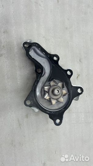 Помпа водяная Toyota Camry V70/V75 2arfe 2500CC