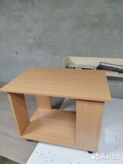 Журнальный стол