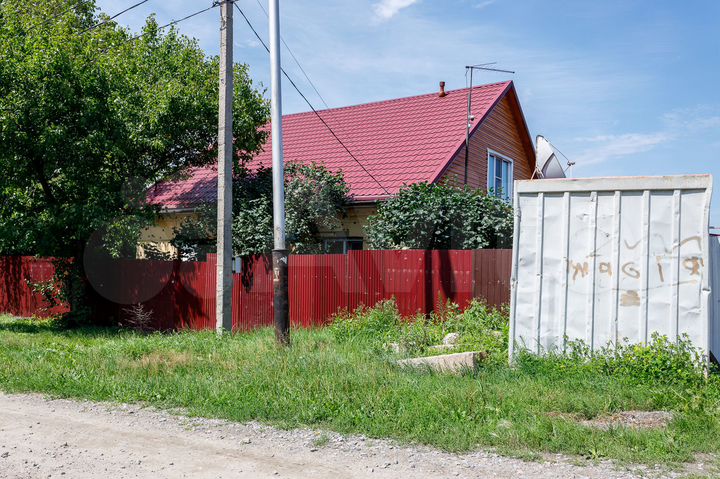 Коттедж 207 м² на участке 8,8 га