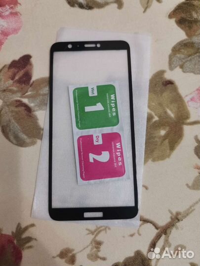 Защитное стекло Huawei P smart 2018