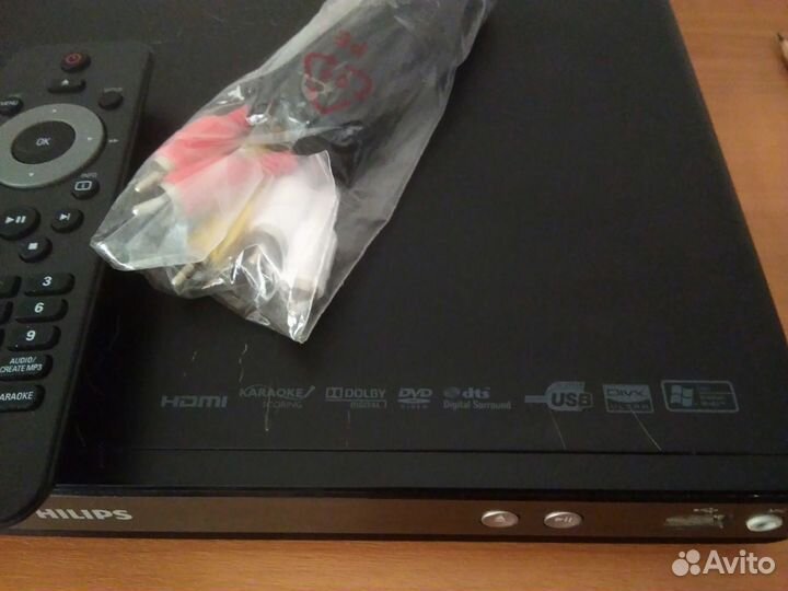 DVD-плеер Philips dvp3586k