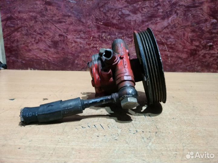 Насос гидроусилителя руля Volkswagen Passat B5 ALT