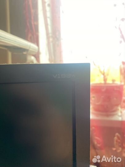 Монитор Acer 19 V193W