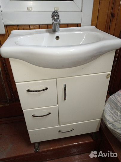 Тумба для ванной с раковиной бу