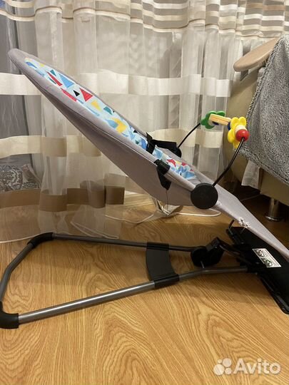 Шезлонг детский