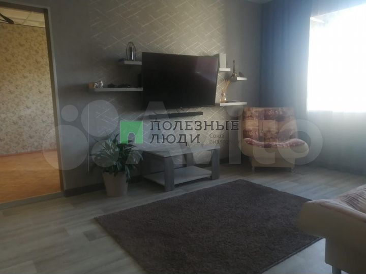 4-к. квартира, 100 м², 3/9 эт.