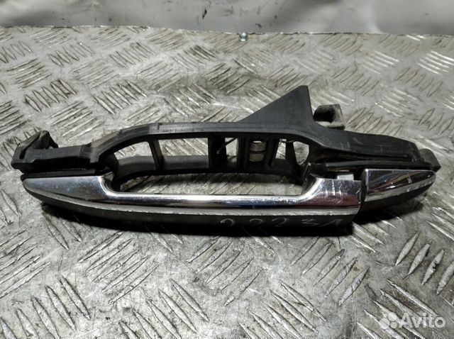 Ручка двери задней левой E 210