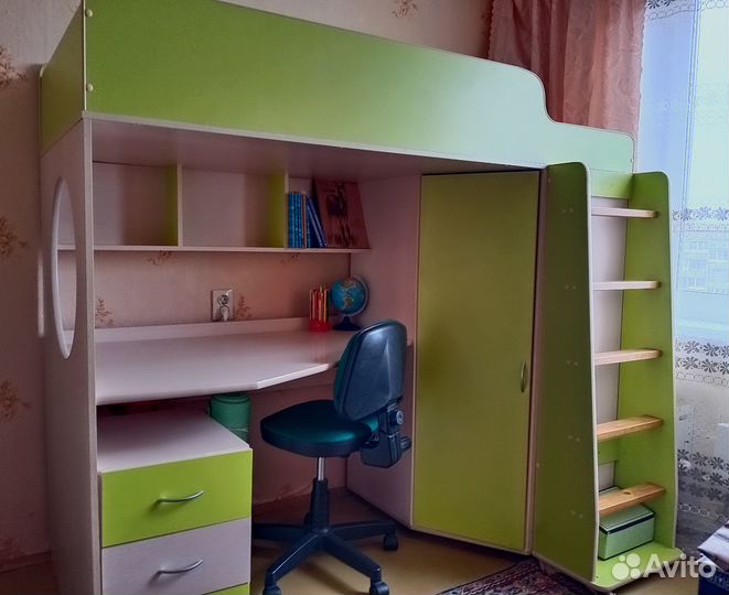 Кровать чердак 