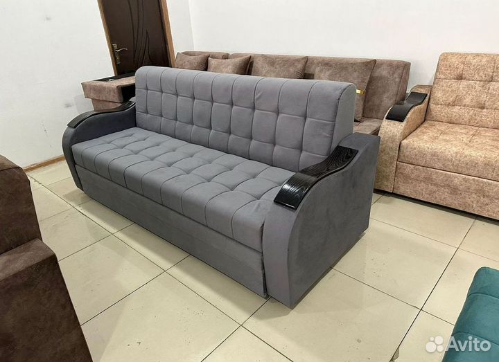 Прямой диван на заказ