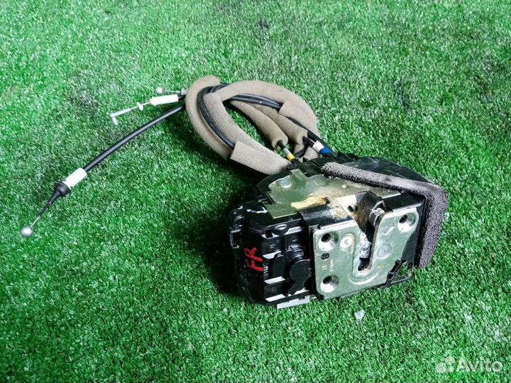 Замок боковой двери передний правый Nissan X-Trail