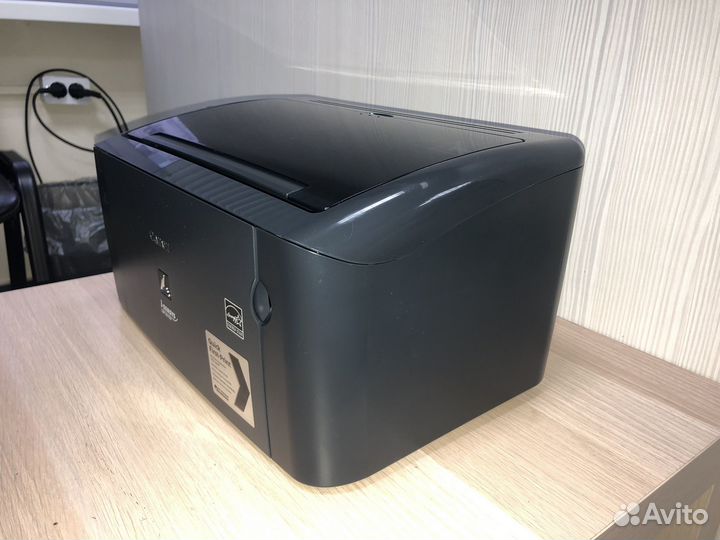 Лазерный принтер Canon LBP3010B (мало печатал)