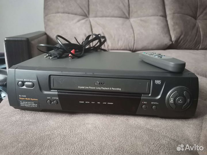 Видеомагнитофон LG бу