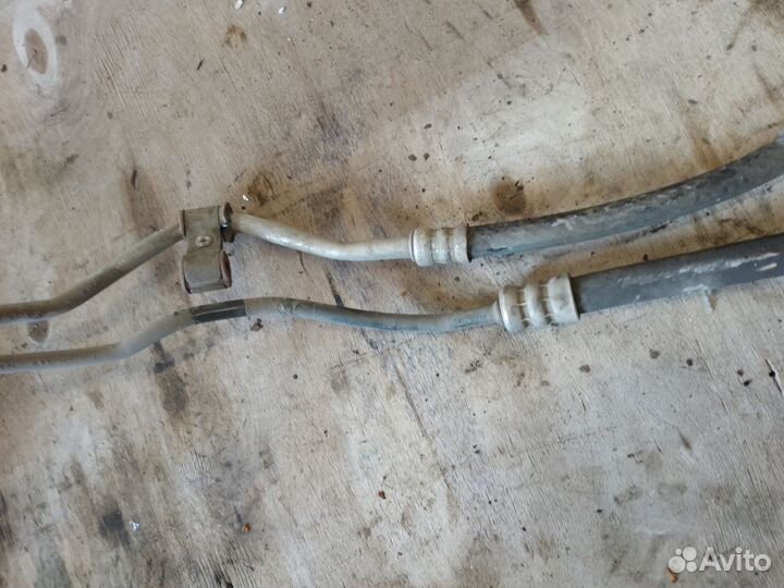 Трубки гур Peugeot 308