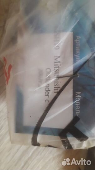 Мухобойка на Mitsubishi Outlander XL с 2007 г