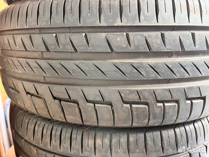 Continental ContiPremiumContact 6 215/55 R17