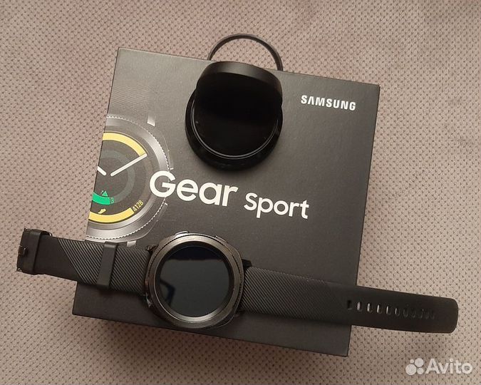 Продам часы samsung