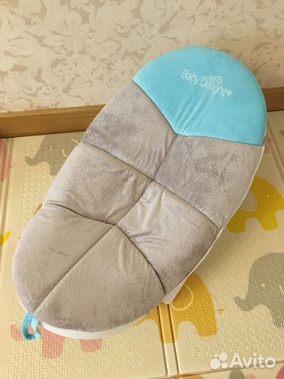 Шезлонг для купания