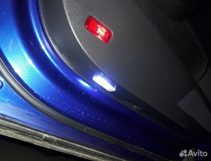 Подсветка в двери Audi A3 A4 A5 A6 A7 A8 Q3 Q5 TT