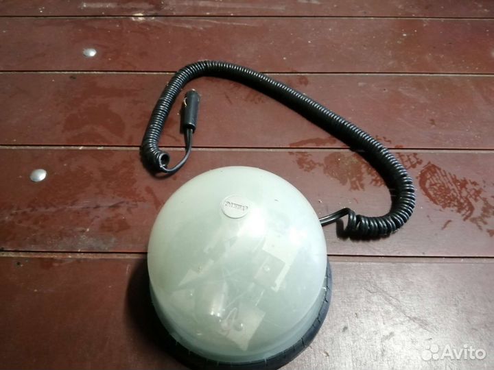 Сигнальный маяк белого цвета