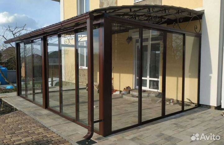 Остекление балконов с монтажом