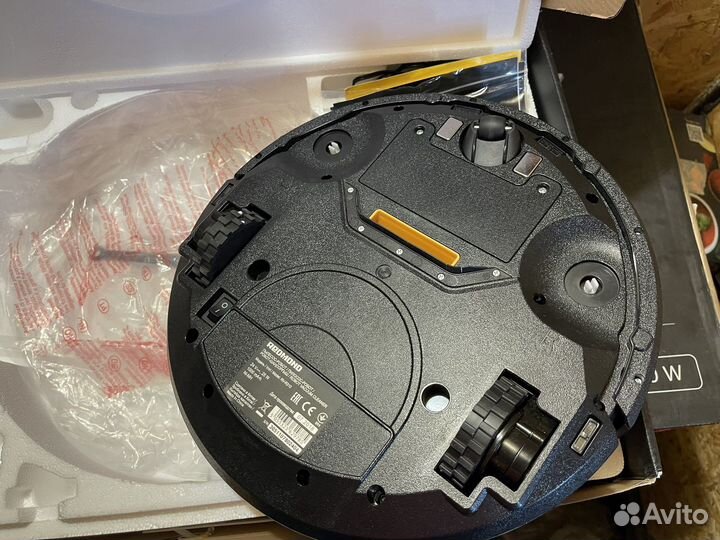 Робот-пылесос redmond RV-R310