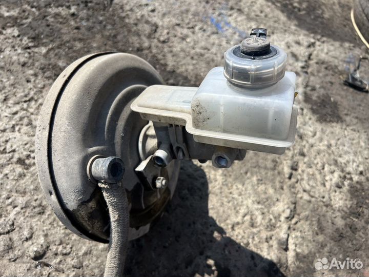 Вакуумный усилитель тормозов LADA Kalina