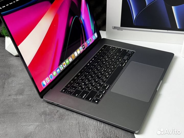 RU 2021 г.в, MacBook Pro 16 Space Gray