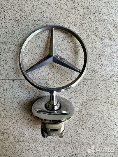 Эмблема (прицел) Mercedes-Benz W212
