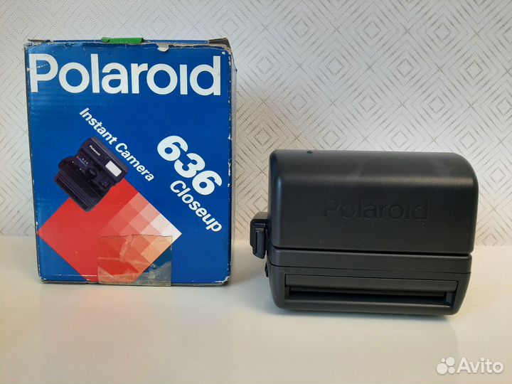 Плёночный фотоаппарат Polaroid 636 closeup