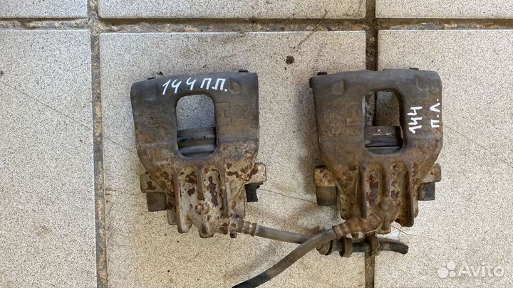 Суппорт передний ford focus 1 1.6 2.0