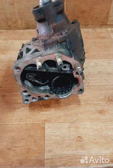 Раздаточная коробка Toyota RAV4 2.0 бен 94-00 гг