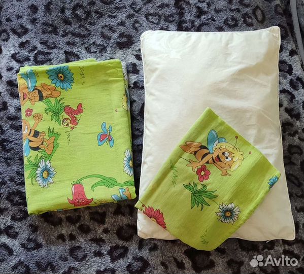 Подушка+наволочка+пододеяльник(за всё)