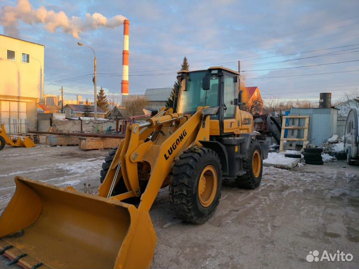 Услуги фронтального погрузчика