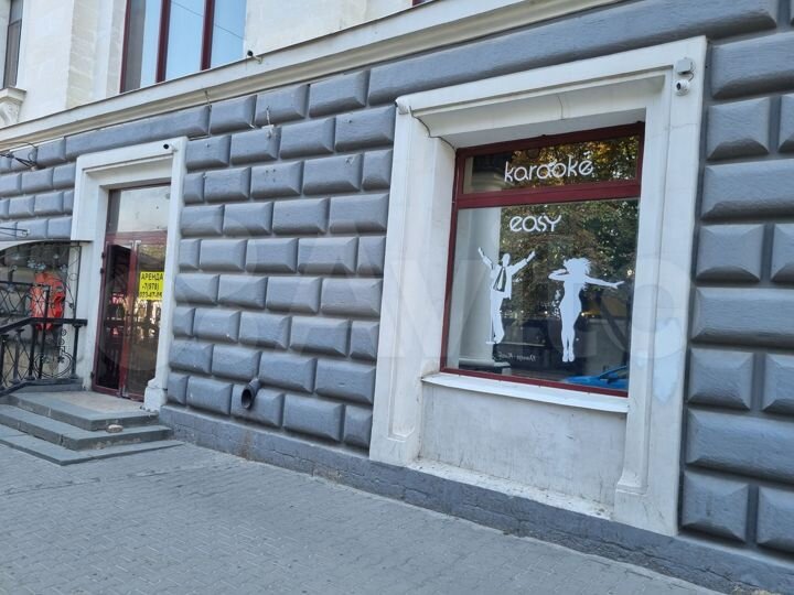 Свободного назначения в центре на 1й линии, 514 м²