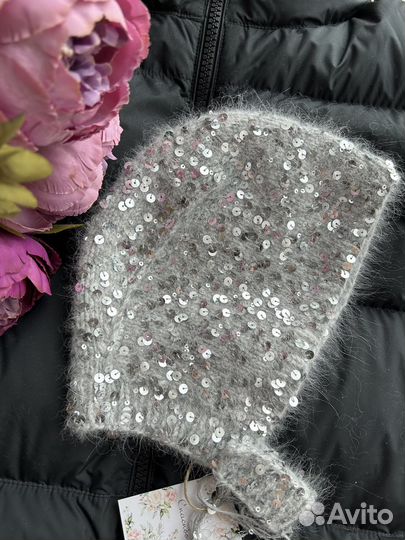 Чепчик с королевскими пайетками