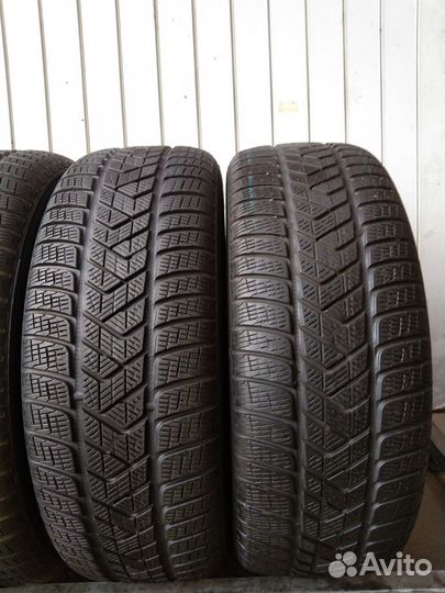 Pirelli Scorpion 235/65 R17