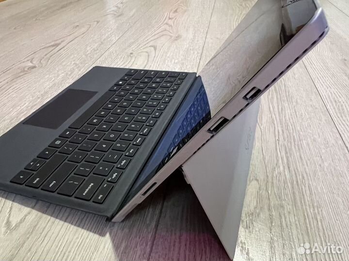 Microsoft Surface Pro 3 I5-4300u 256gb 8gb