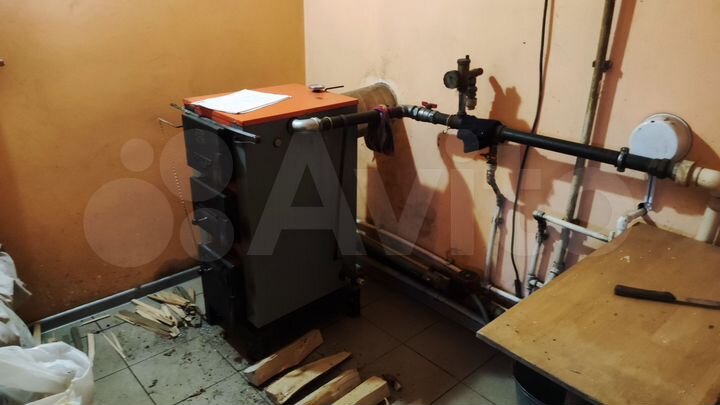 Здание, 260 м²