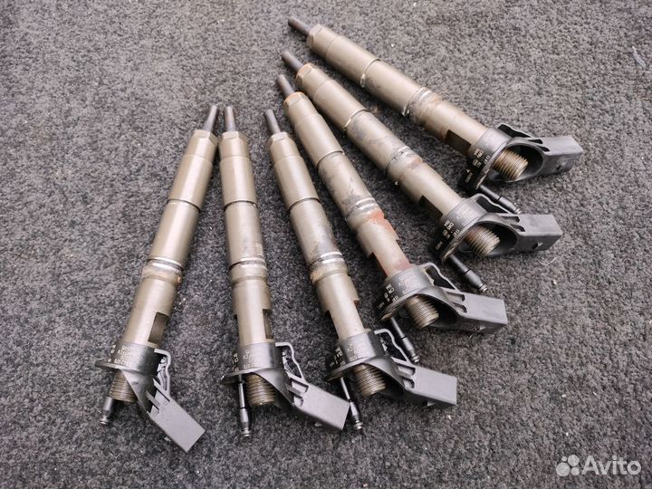 Форсунка топливная jeep grand cherokee wk