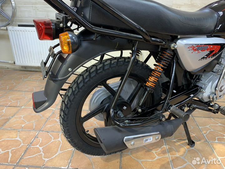 Мотоцикл Bajaj Boxer BM 125 X