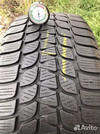 Bridgestone Blizzak LM-25 235/50 R18