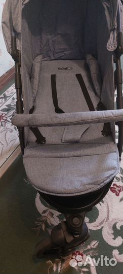 Детская прогулочная коляска