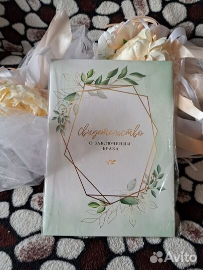 Кольца на машину свадебные