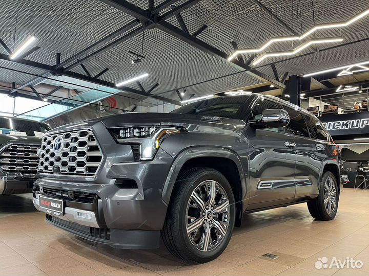 Toyota Sequoia 3.5 AT, 2023, 35 км