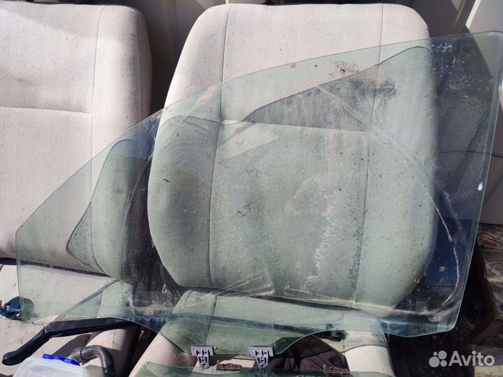 Nissan micra k12 стекло двери передней левой