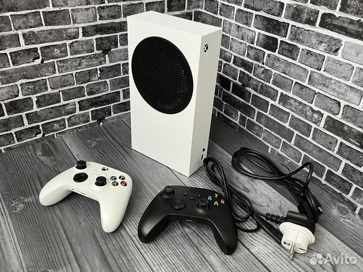 Xbox Series S 512GB 2 Геймпада (Оригинал)