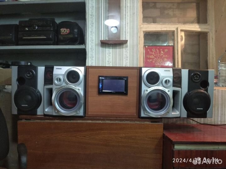 Музыкальный центр