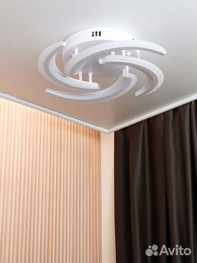 Люстра потолочная светодиодная 5 ламп