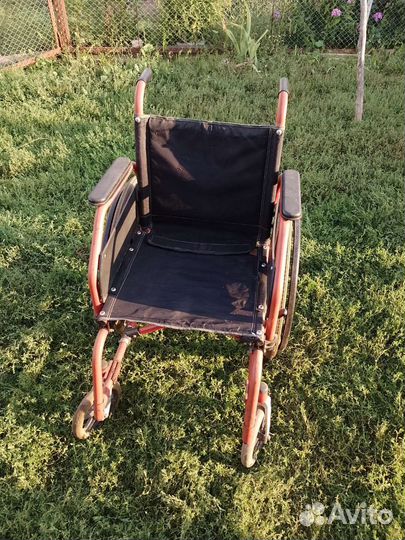 Коляска инвалидная