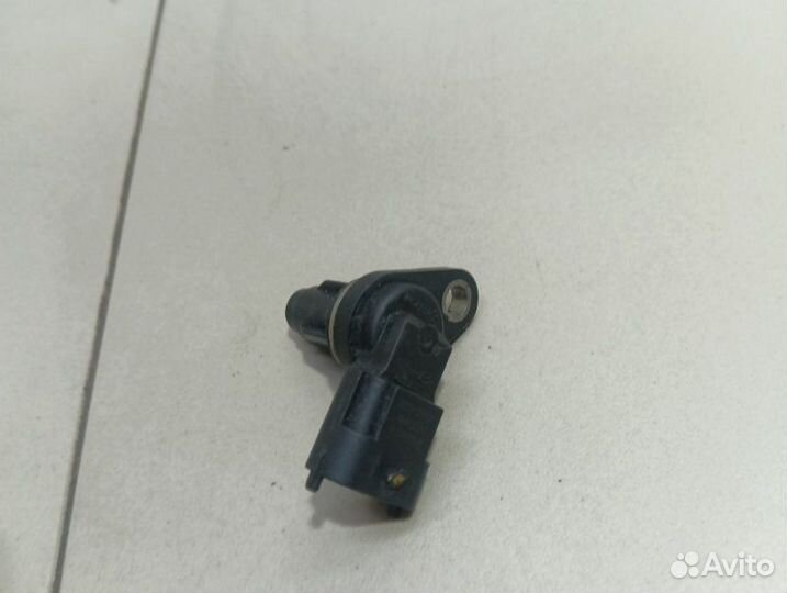 Датчик положения распредвала Hyundai Accent 4